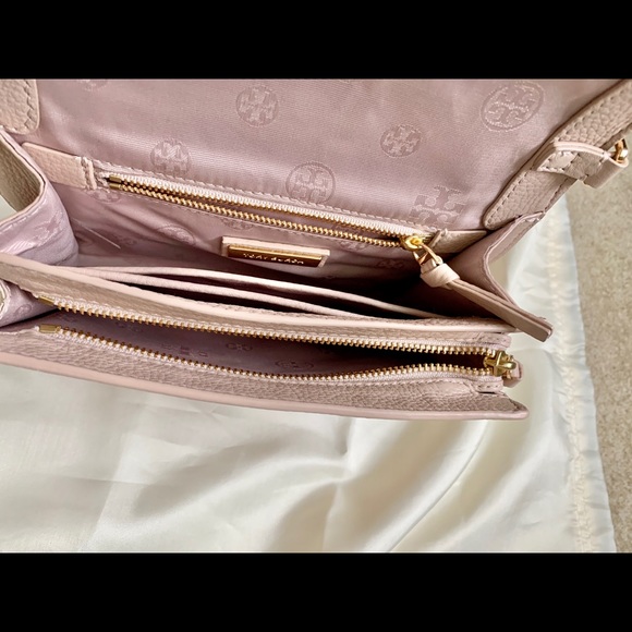 Tory Burch Crossbody + Mercer Tote - Picture 7 of 10